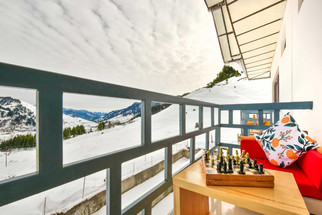 Snowfall in Himachal Pradesh: A Magical Winter Wonderland